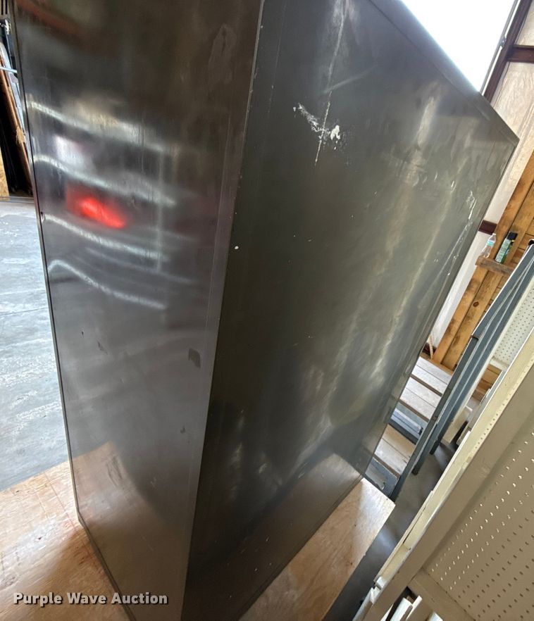 image for item DW5228 Shaw-Walker safe