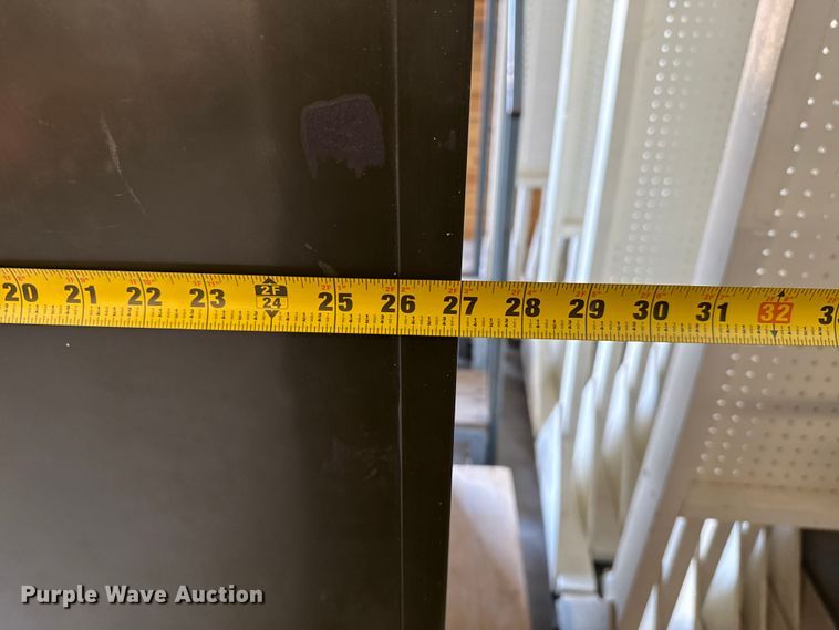 image for item DW5228 Shaw-Walker safe