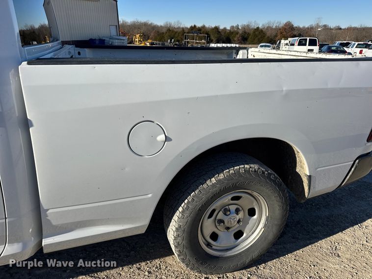 image for item DW6712 2017 RAM 1500 Ext. Cab pickup truck