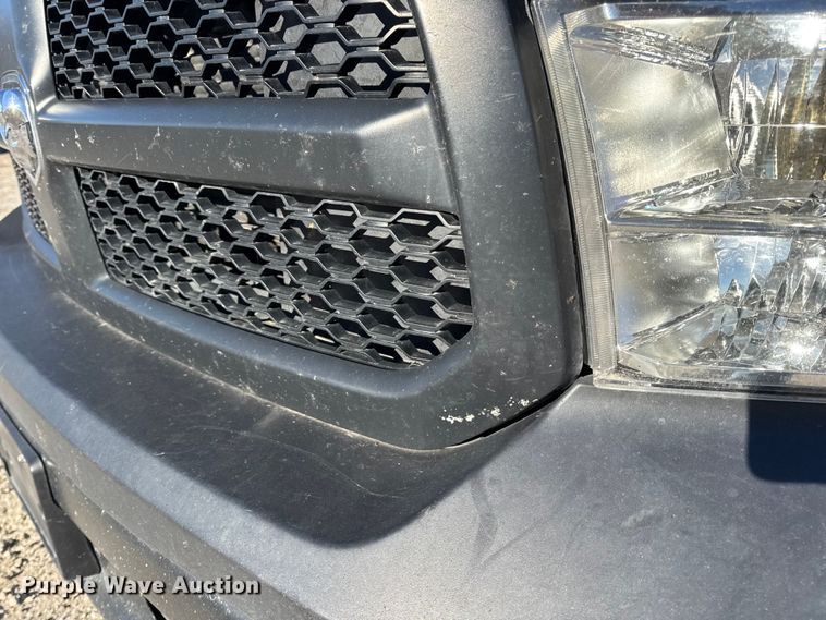 image for item DW6712 2017 RAM 1500 Ext. Cab pickup truck