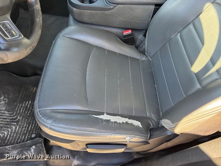 image for item DW6712 2017 RAM 1500 Ext. Cab pickup truck