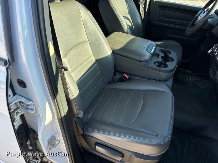 image for item DW6712 2017 RAM 1500 Ext. Cab pickup truck