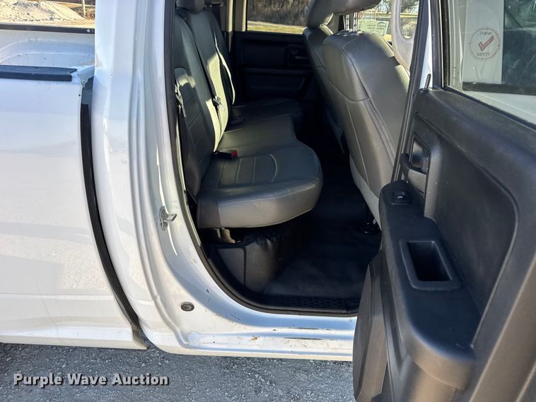 image for item DW6712 2017 RAM 1500 Ext. Cab pickup truck