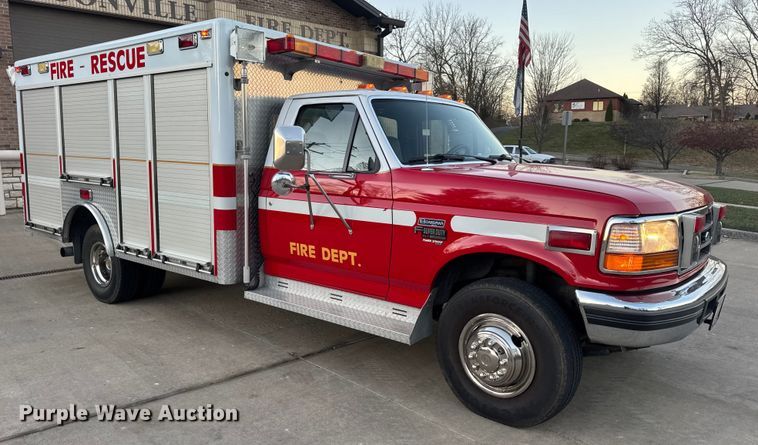 image for item DW6741 1997 Ford F450 Super Duty rescue vehicle