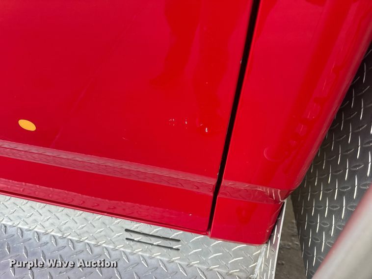 image for item DW6741 1997 Ford F450 Super Duty rescue vehicle