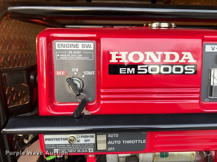 image for item DW6741 1997 Ford F450 Super Duty rescue vehicle