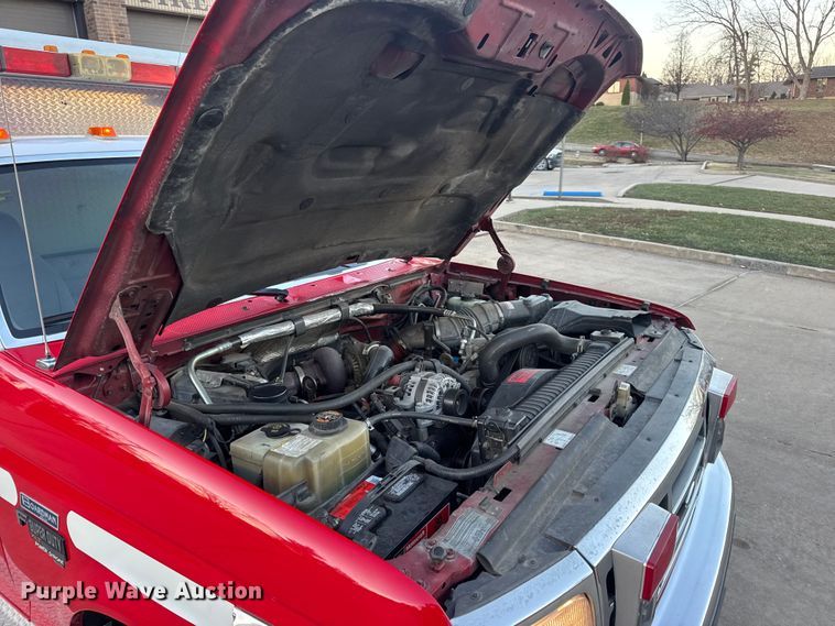 image for item DW6741 1997 Ford F450 Super Duty rescue vehicle