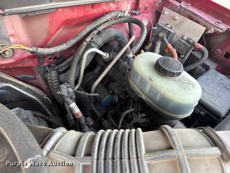 image for item DW6741 1997 Ford F450 Super Duty rescue vehicle