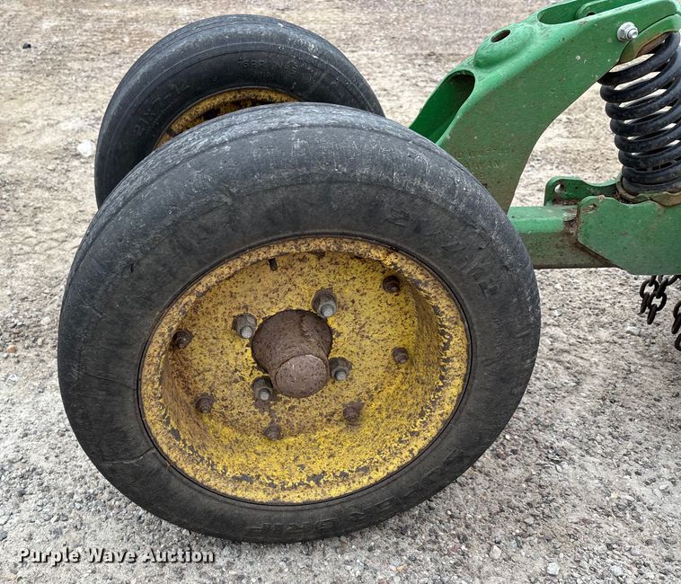 image for item DW7360 2016 John Deere HX15 batwing rotary mower