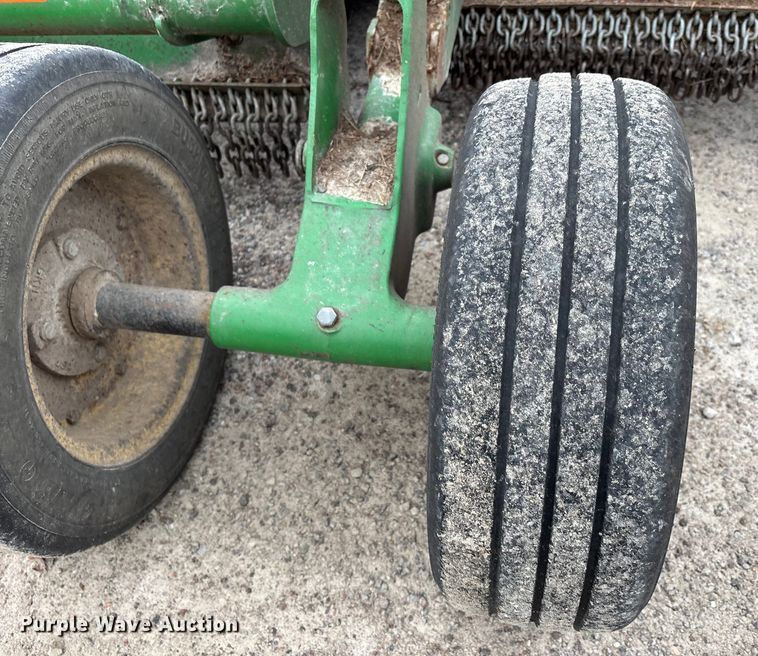 image for item DW7360 2016 John Deere HX15 batwing rotary mower