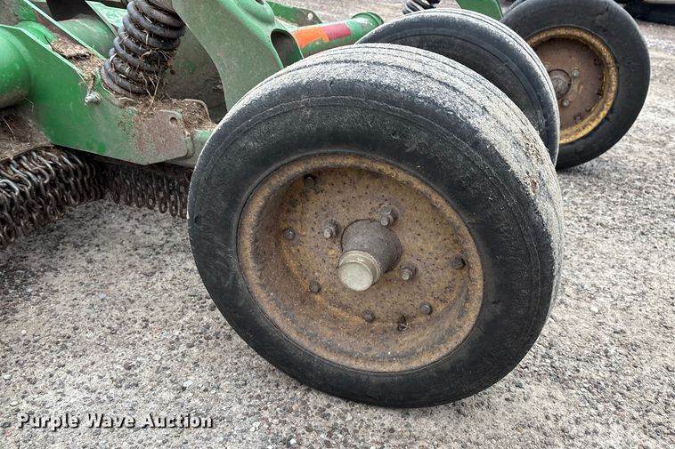 image for item DW7360 2016 John Deere HX15 batwing rotary mower