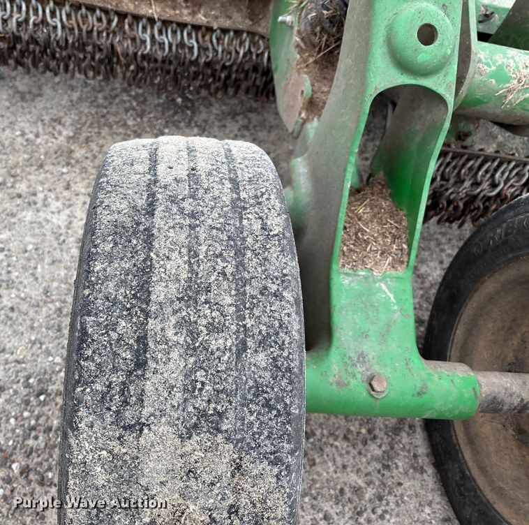 image for item DW7360 2016 John Deere HX15 batwing rotary mower