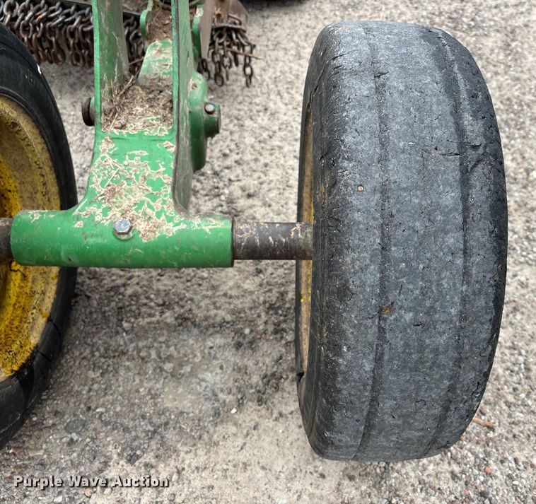 image for item DW7360 2016 John Deere HX15 batwing rotary mower