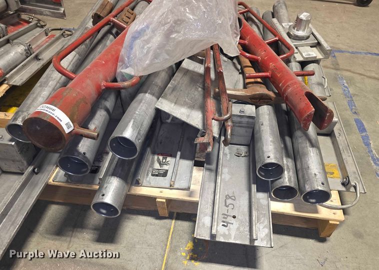 image for item DZ3666 Shoring equipment