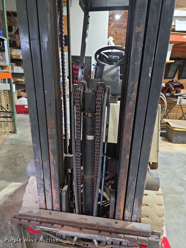 image for item DZ3687 Nissan 50EE forklift