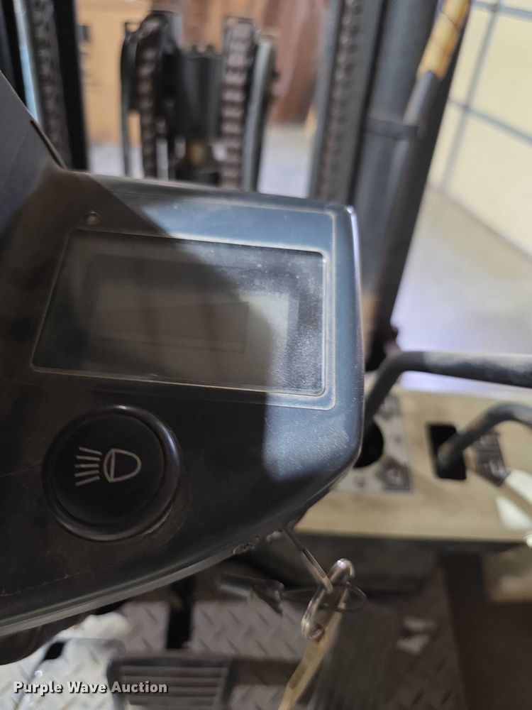 image for item DZ3687 Nissan 50EE forklift