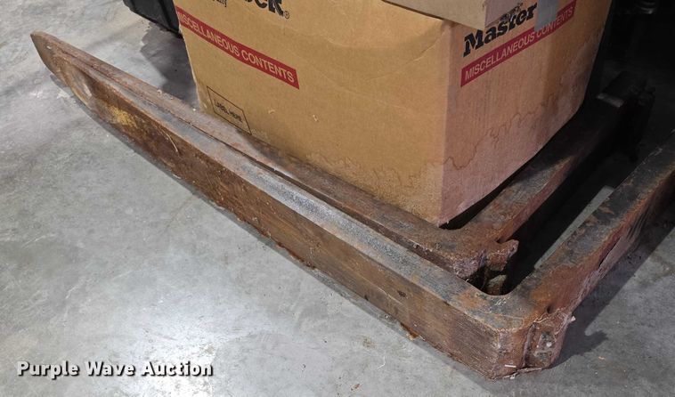 image for item DZ3687 Nissan 50EE forklift