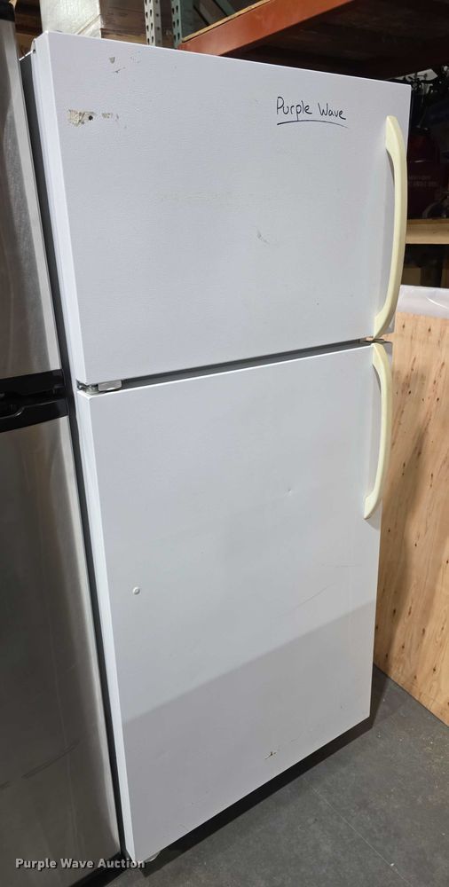 image for item DZ3690 (3) Refrigerators