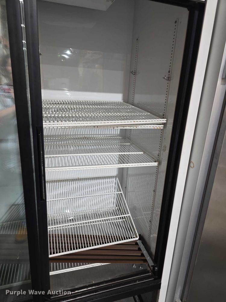 image for item DZ3692 Restaurant equipment 