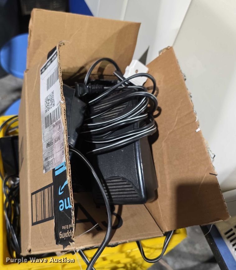 image for item DZ3693 Sewing machines