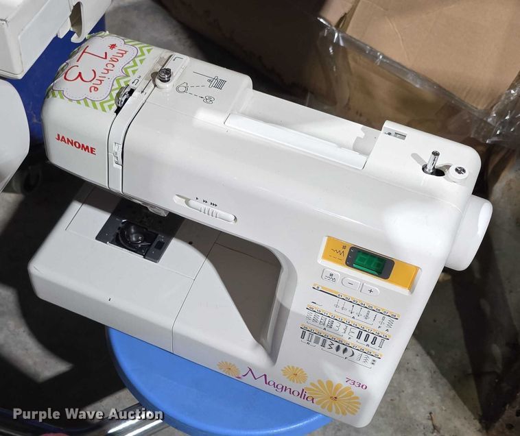 image for item DZ3693 Sewing machines