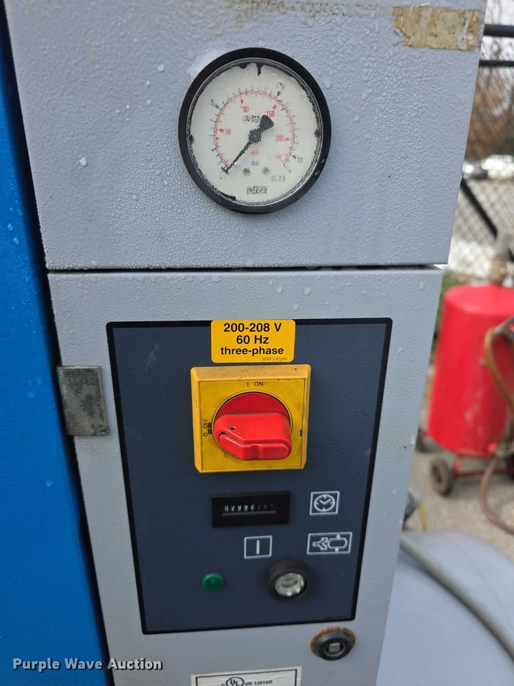 image for item DZ3695 2013 Cariac SPA E238696 air compressor