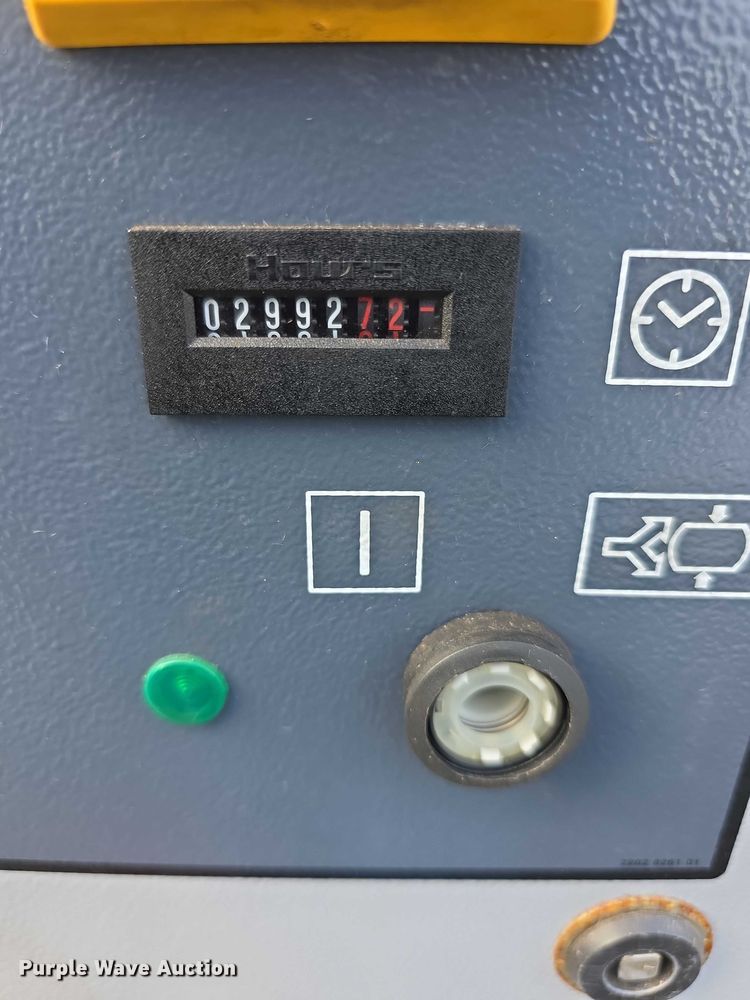 image for item DZ3695 2013 Cariac SPA E238696 air compressor