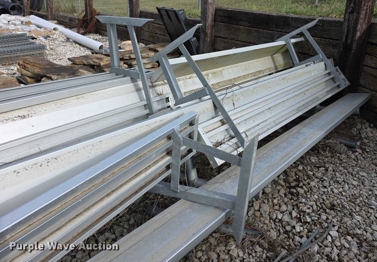 image for item DZ3697 (11) bleachers