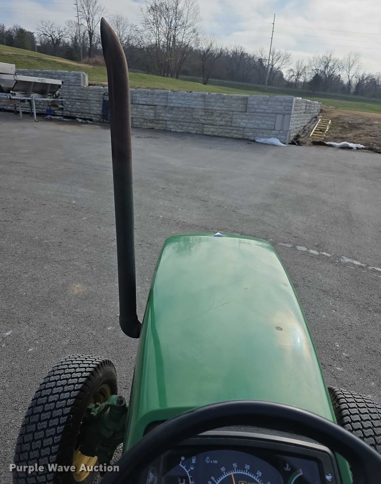 image for item DZ3699 John Deere lawn tractor