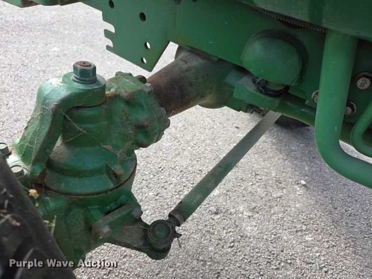 image for item DZ3699 John Deere lawn tractor