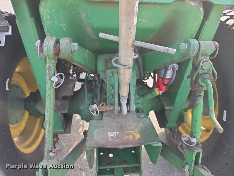 image for item DZ3699 John Deere lawn tractor