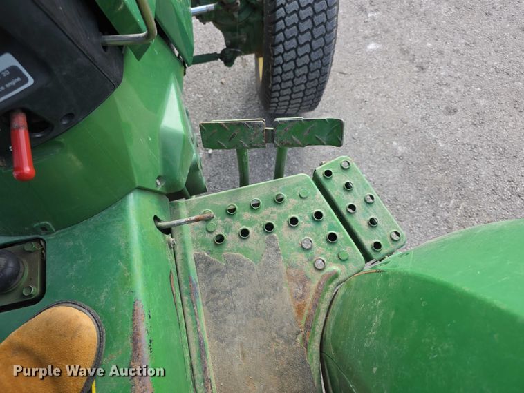 image for item DZ3699 John Deere lawn tractor