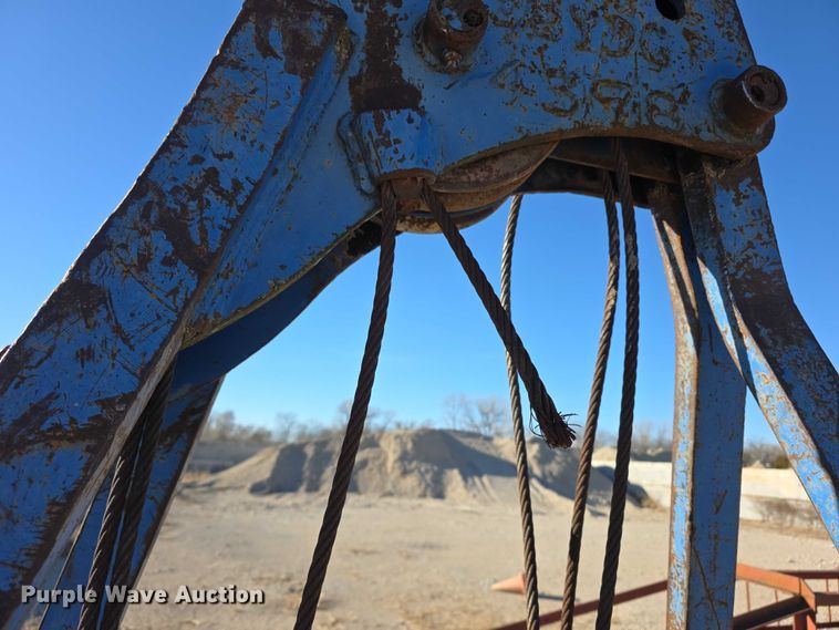 image for item DZ3701 Yaun  clam shell bucket