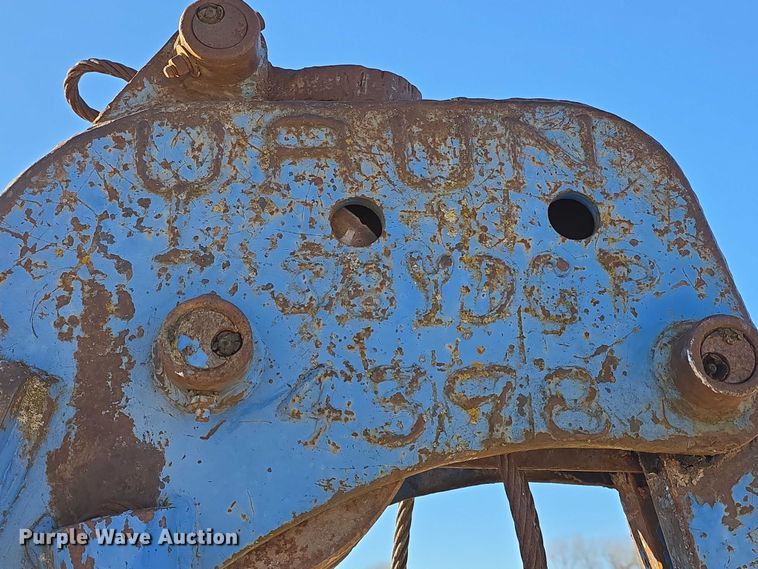 image for item DZ3701 Yaun  clam shell bucket