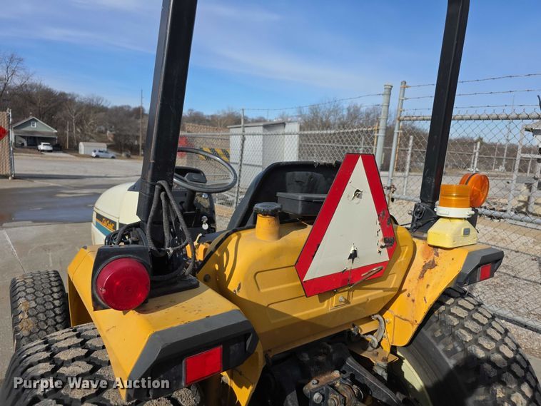 image for item DZ3717 cub cadet 7275 tractor