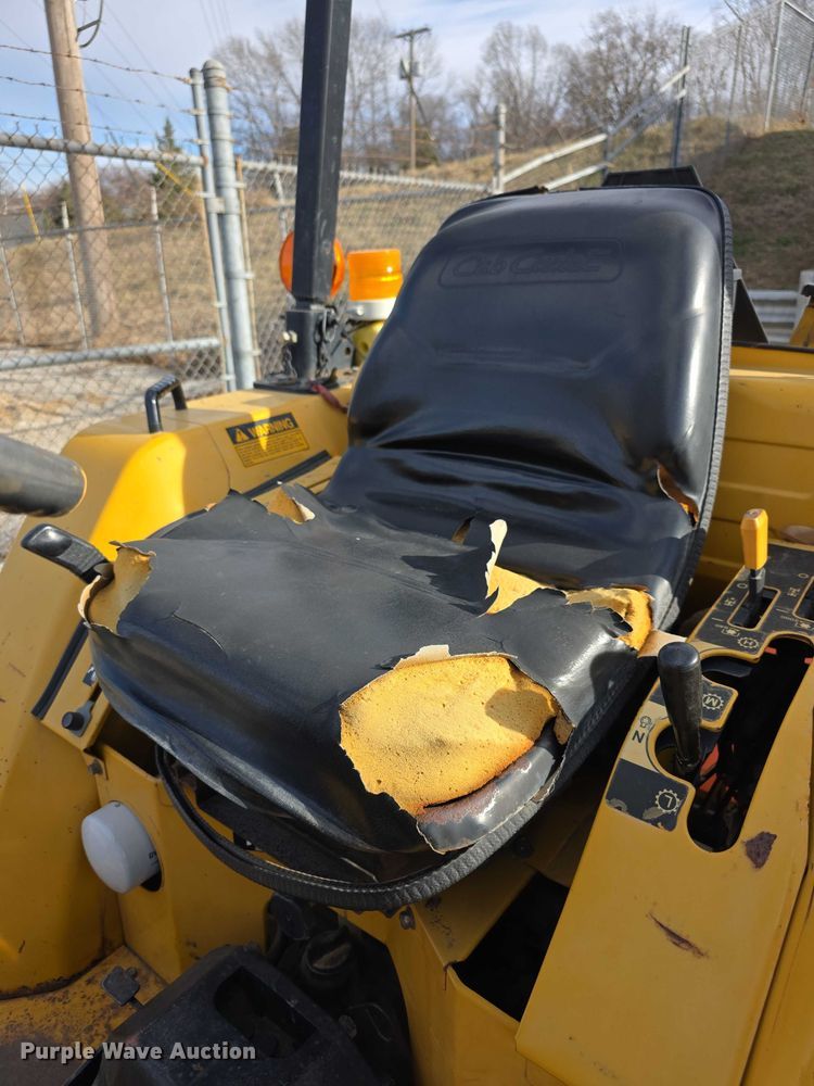 image for item DZ3717 cub cadet 7275 tractor