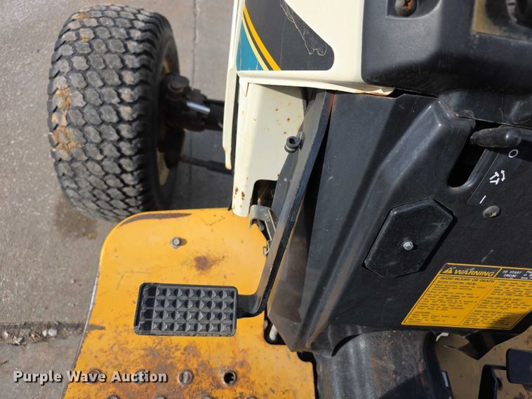 image for item DZ3717 cub cadet 7275 tractor