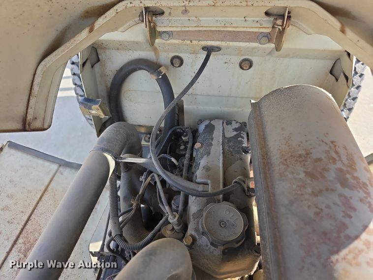 image for item DZ3717 cub cadet 7275 tractor