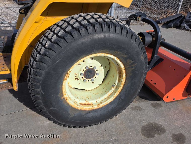 image for item DZ3717 cub cadet 7275 tractor