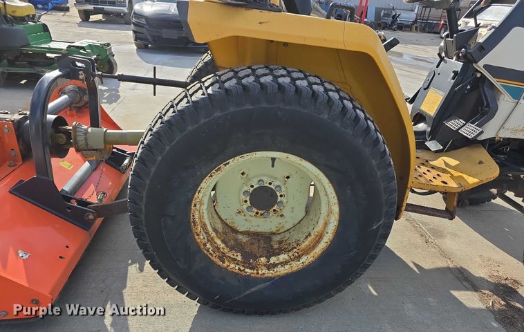 image for item DZ3717 cub cadet 7275 tractor