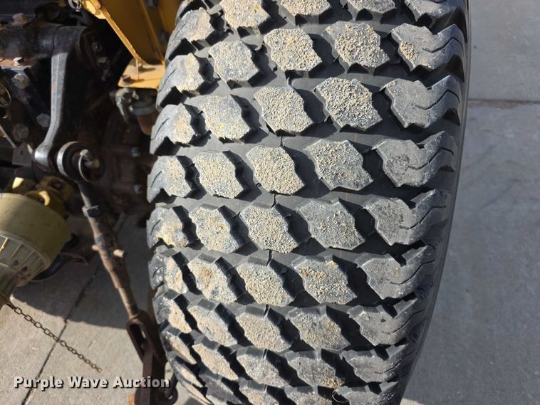 image for item DZ3717 cub cadet 7275 tractor