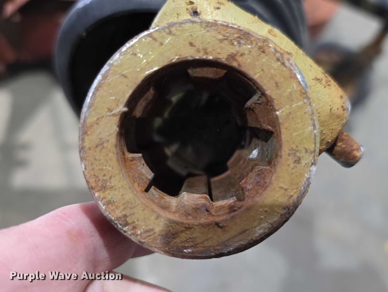 image for item DZ3717 cub cadet 7275 tractor