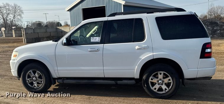 image for item EA2208 2010 Ford Explorer SUV