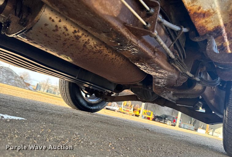 image for item EA2208 2010 Ford Explorer SUV