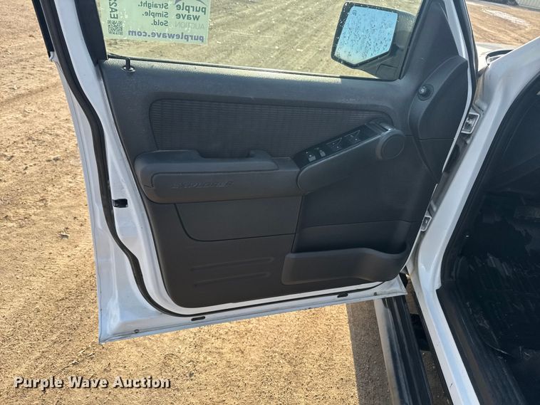 image for item EA2208 2010 Ford Explorer SUV