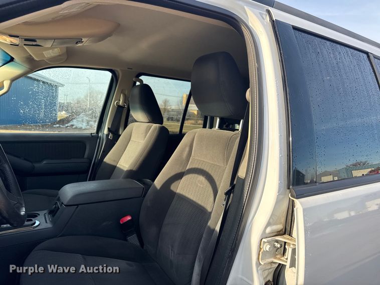 image for item EA2208 2010 Ford Explorer SUV