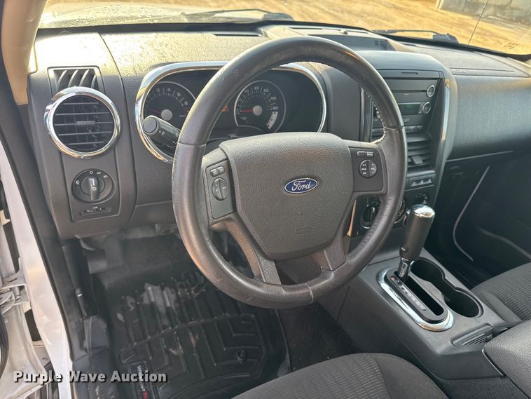 image for item EA2208 2010 Ford Explorer SUV