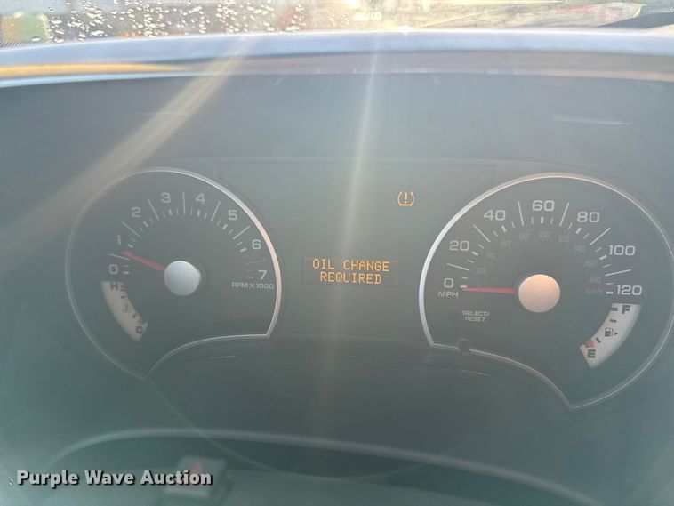 image for item EA2208 2010 Ford Explorer SUV