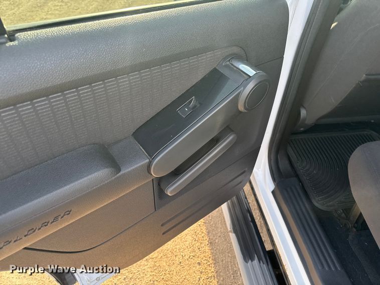 image for item EA2208 2010 Ford Explorer SUV