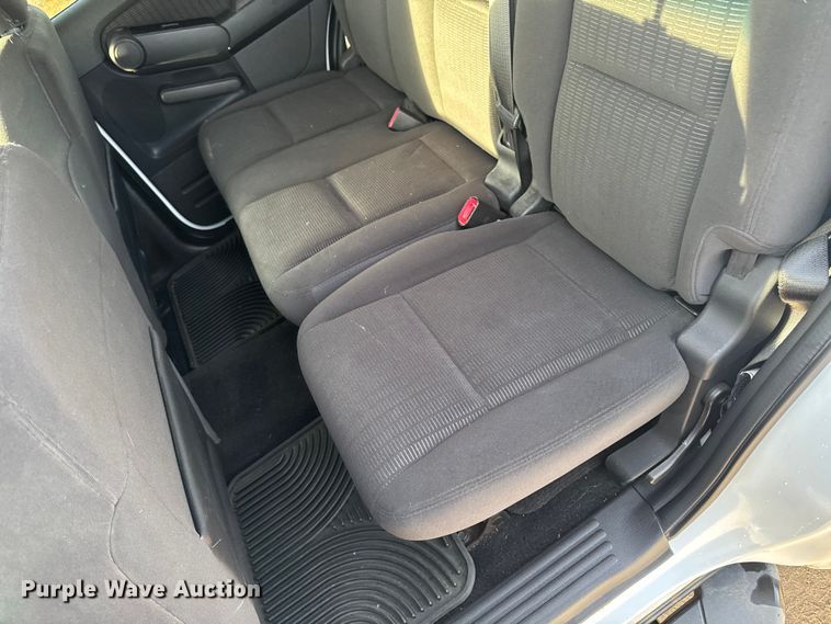 image for item EA2208 2010 Ford Explorer SUV
